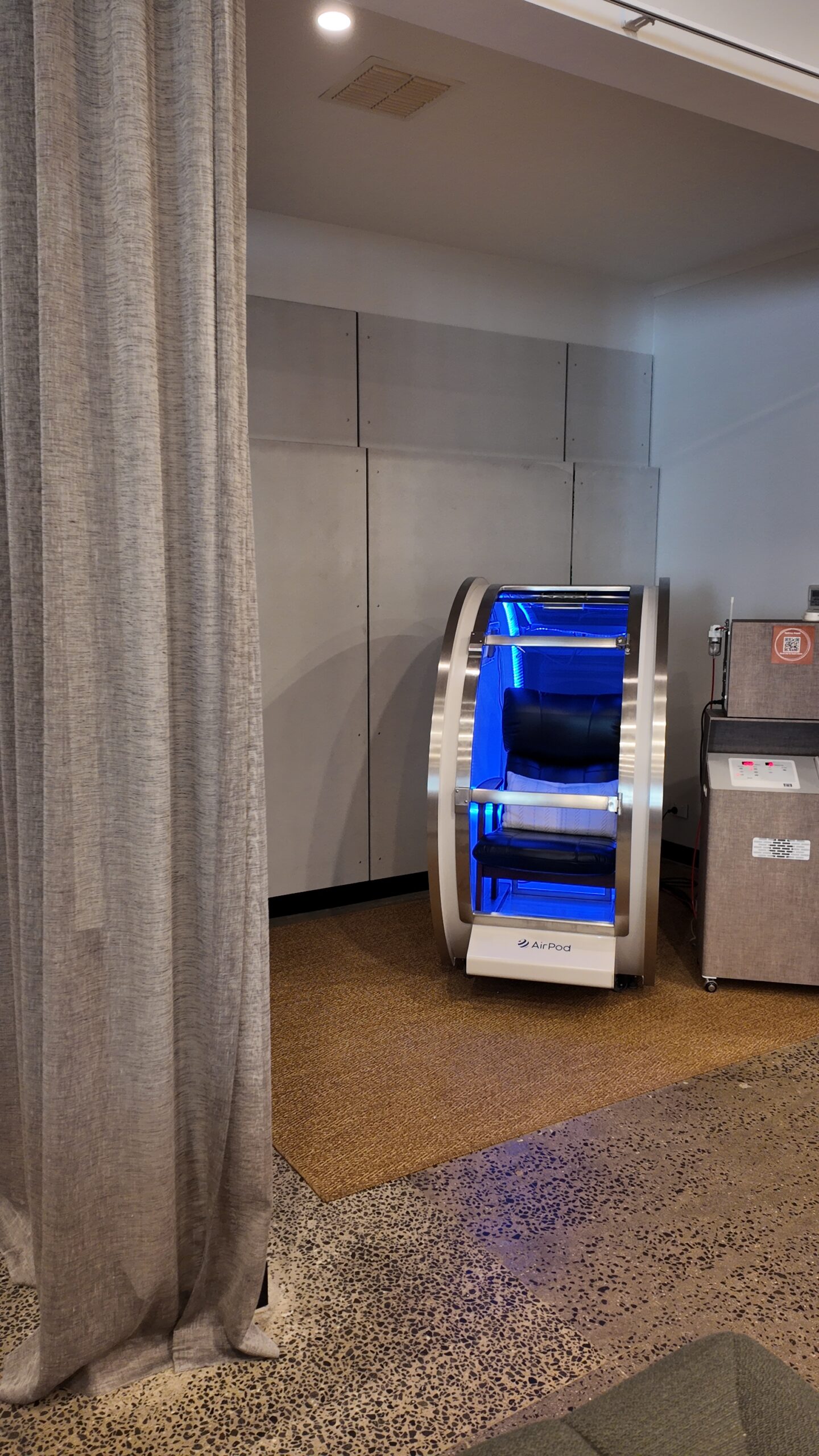 Hydroxy AirPod oxygen therapy pod at Be Well Hawthorn
